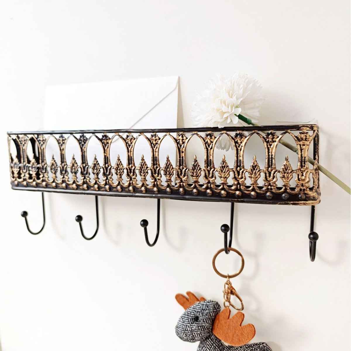 Gold Decorative Iron Wall Hooks — Vintage Luxury Storage Rack for Keys & Accessories