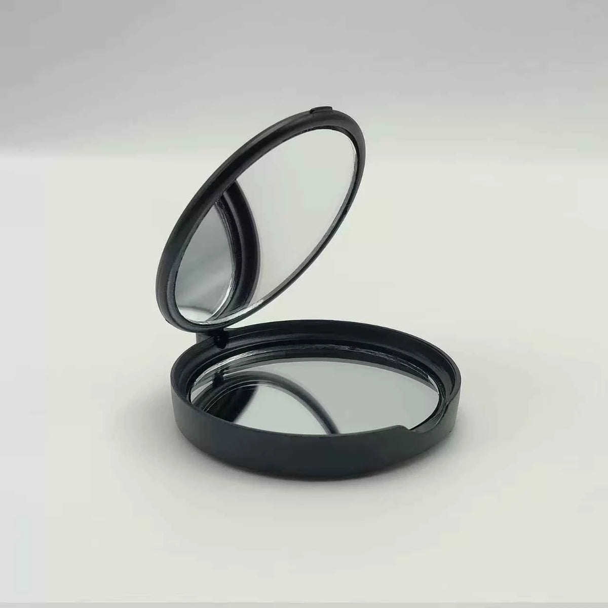 Phone Rear Lens Selfie Mirror Screen — Clip-On Secondary Display for Perfect Selfies