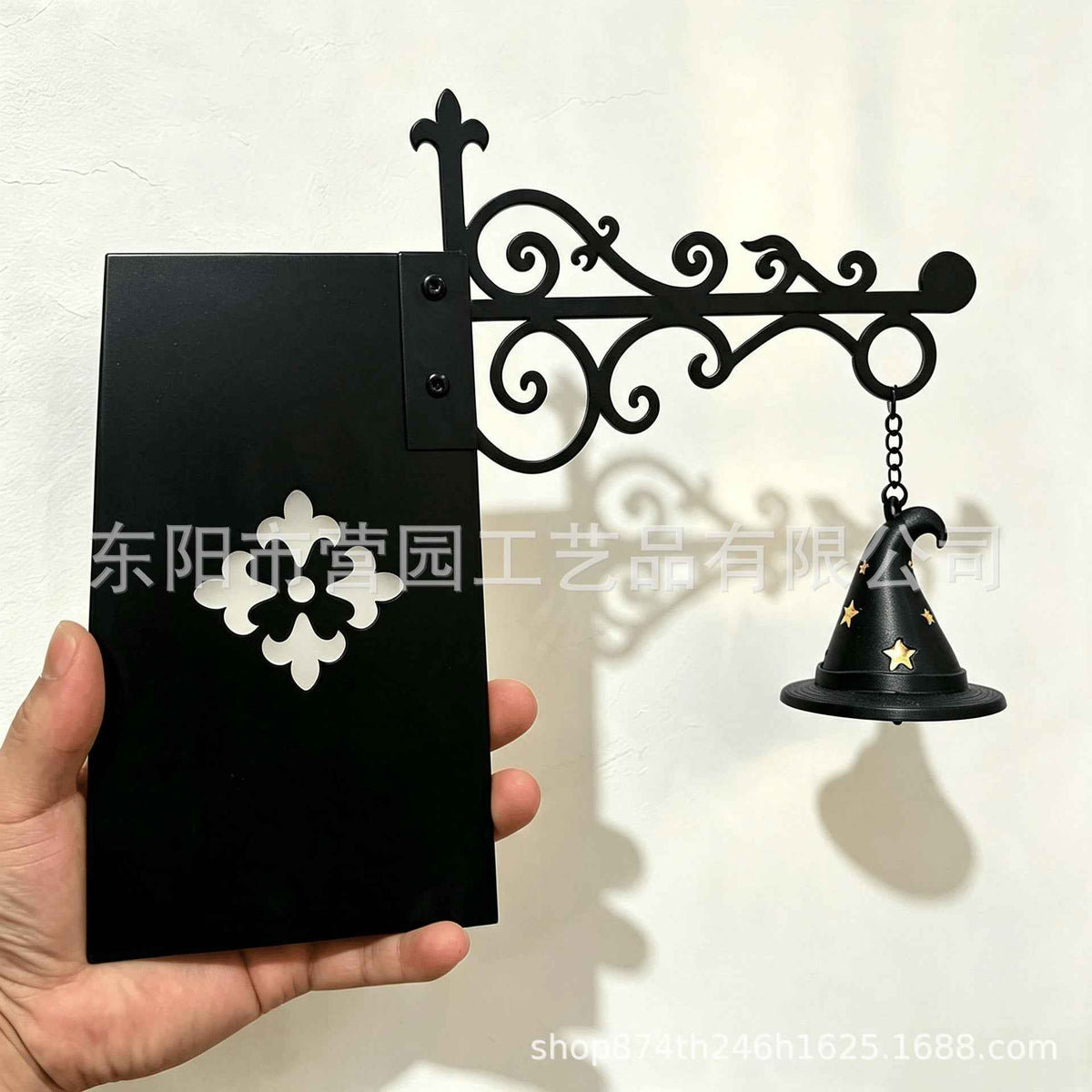 Iron Lantern Bookshelf Light — Vintage Library-Style Wall & Shelf Lamp for Home Decor